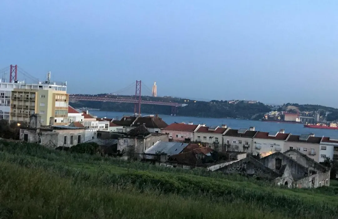 Excellent Apartment In Lisbon-1
